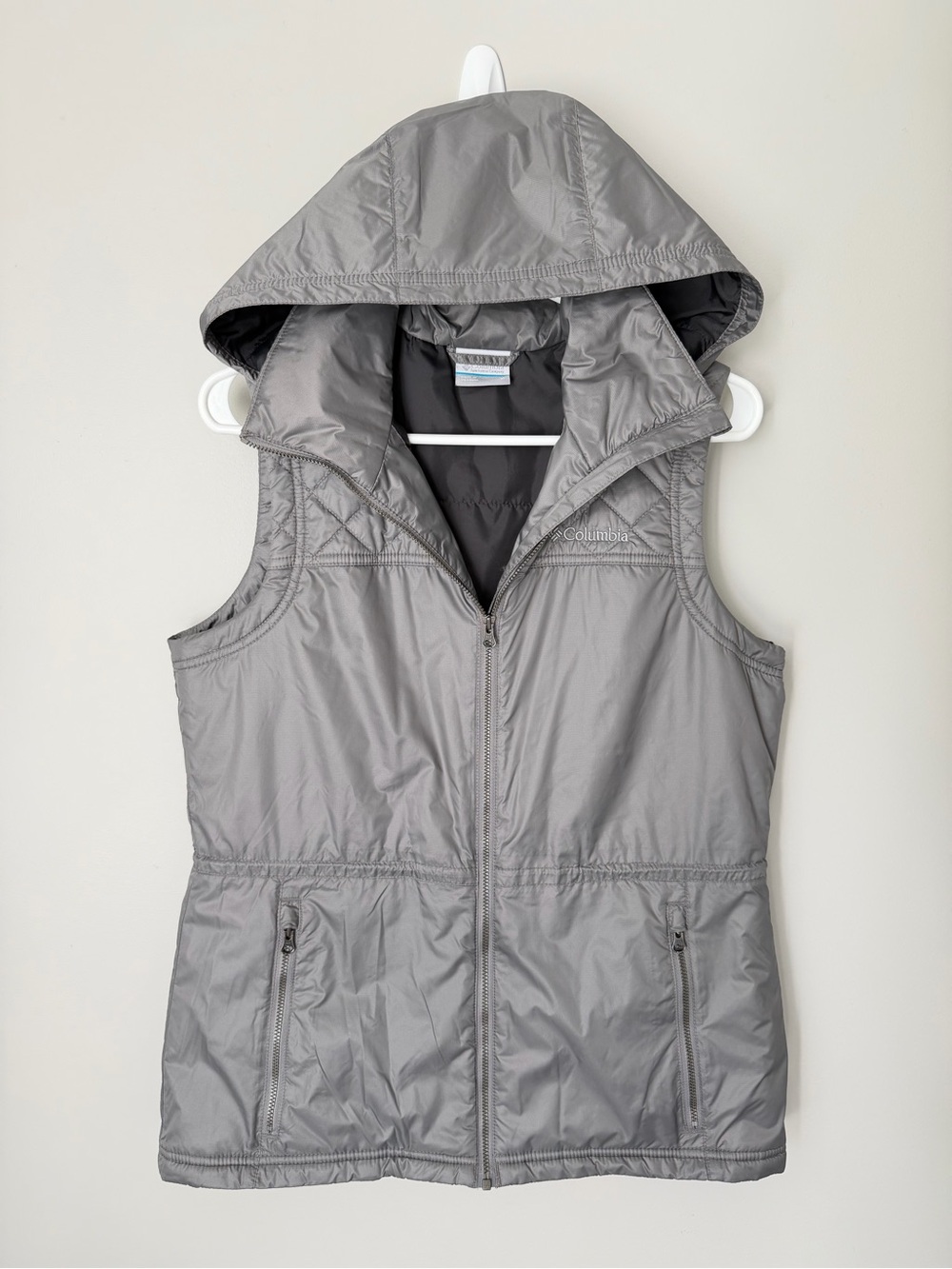 Columbia Grey Vest Women’s size Medium